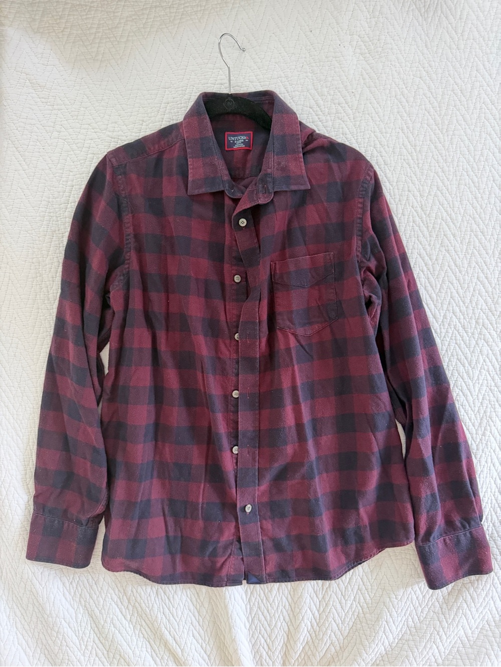 UNTUCKit Men's Red and Black Plaid Button-Down Shirt